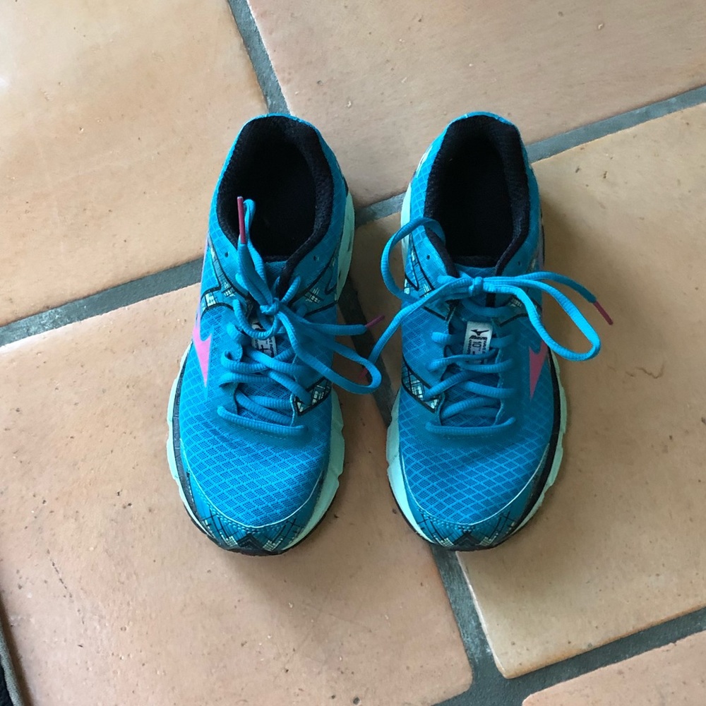 Mizuno Running Shoes